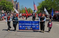 De Holland Legion Band tijdens de parade van het Tulip Time Festival in Holland (Michigan)